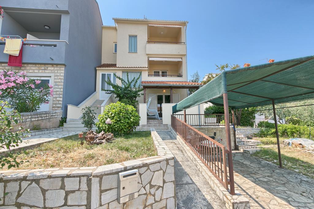Apartments Veruda Porat بولا المظهر الخارجي الصورة